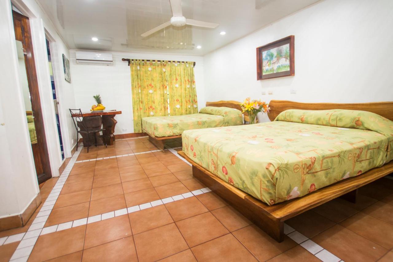 Oceanfront Hotel Verde Mar Direct Access To The Beach Manuel Antonio Esterno foto