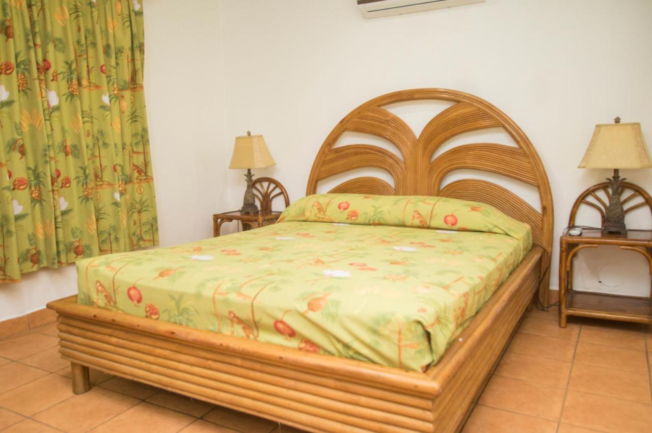 Oceanfront Hotel Verde Mar Direct Access To The Beach Manuel Antonio Esterno foto
