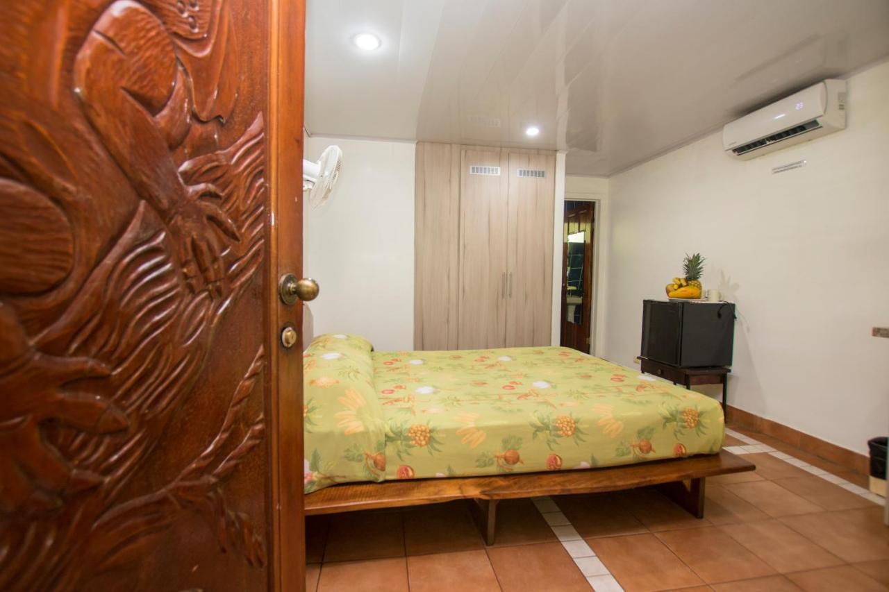 Oceanfront Hotel Verde Mar Direct Access To The Beach Manuel Antonio Esterno foto