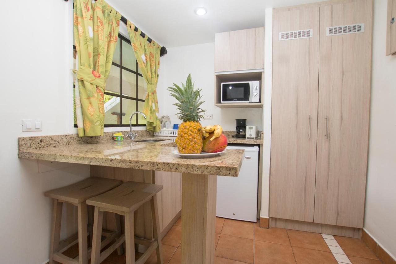 Oceanfront Hotel Verde Mar Direct Access To The Beach Manuel Antonio Esterno foto